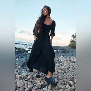 Black Cross My Heart Maxi Dress